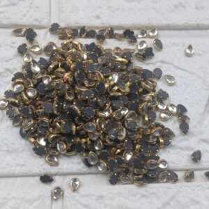 White Fitting Stones Thilagam Shape